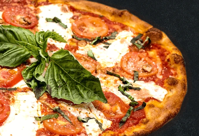 Britt’s Pizza